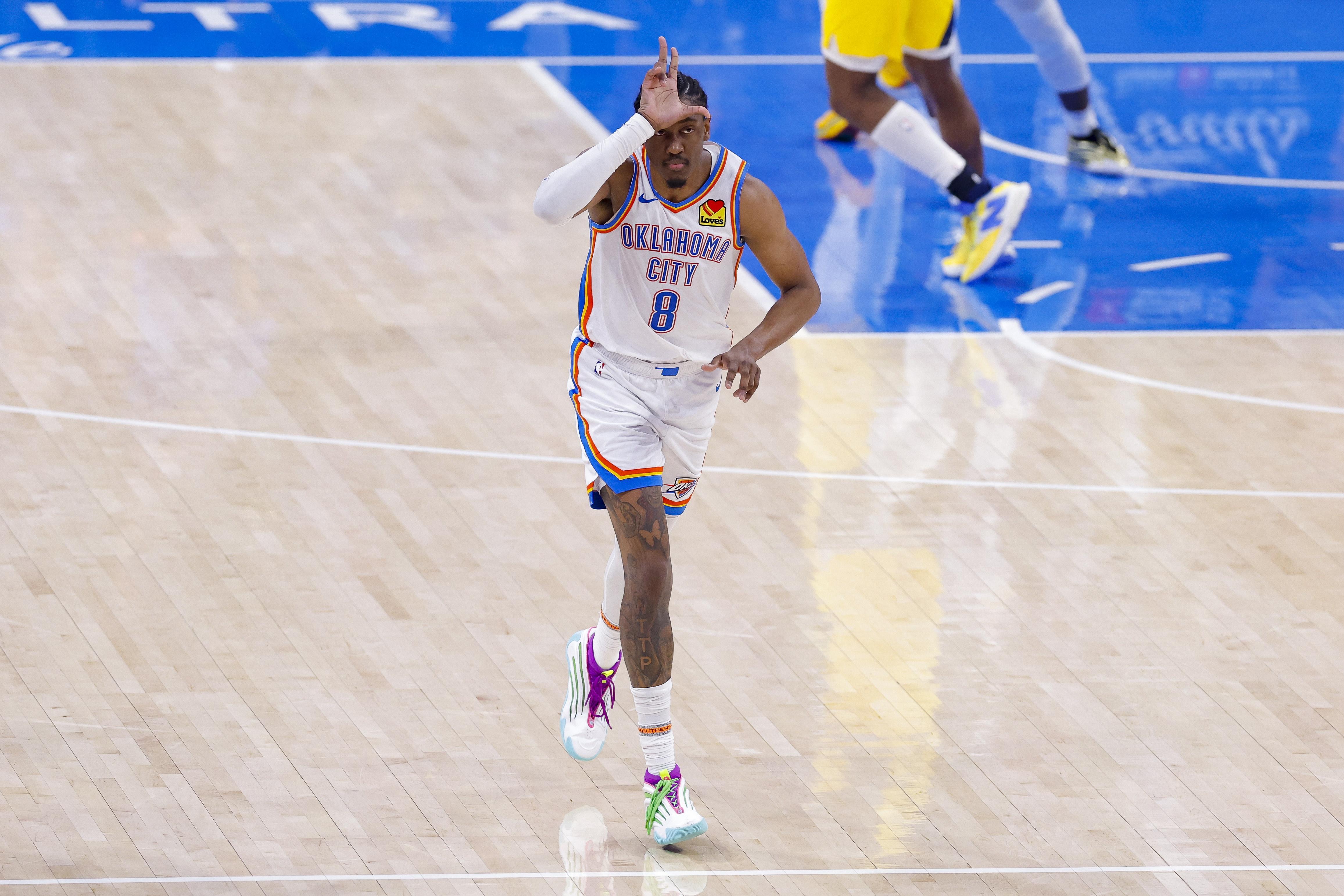 杰伦威：刚进联盟时贝兹利在训练中的表现让我感觉无法在球队立足